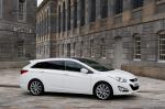Hyundai i40 Station Wagon CRDi 2011 года (UK)